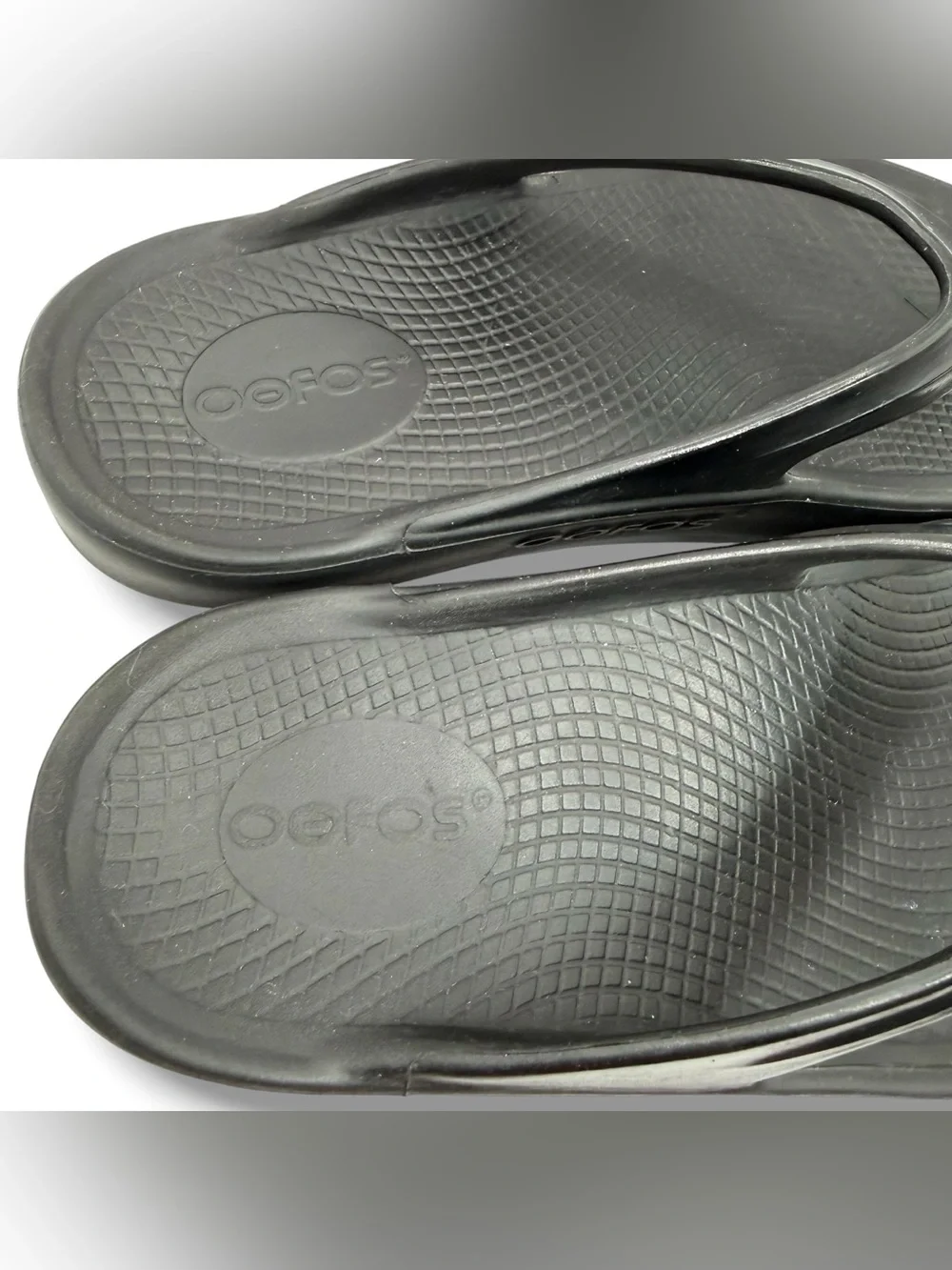 OOFOS OOlala Women’s Recovery Sandals Size 7 Black OOfoam Comfort Thong
